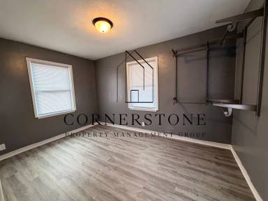 Main picture of 21 N 14th St