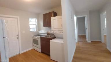 Main picture of 344 NW 5th Ave