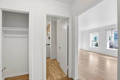 Main picture of 2710 Cabrillo St