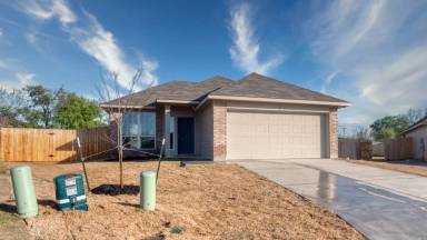 Main picture of 533 Fallbrook Dr