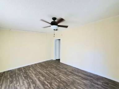 Main picture of 1557 21st St