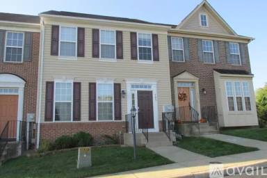 Main picture of 103 Spoon Sq