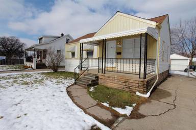 Main picture of 16387 Frazho Rd