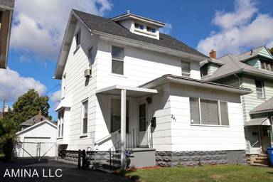 Main picture of 241 Lark St