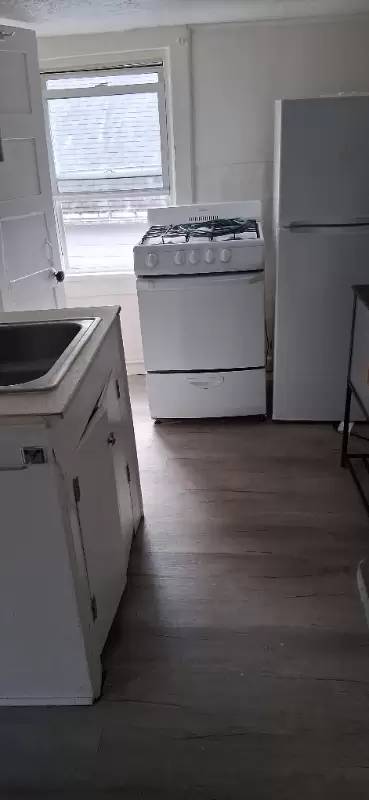Main picture of 39 Spring St