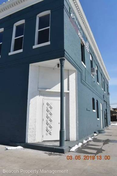 Main picture of 3010 N Downing St