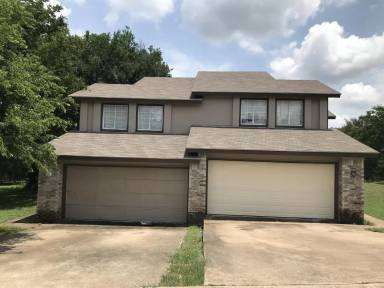 Main picture of 109 Crest Dr