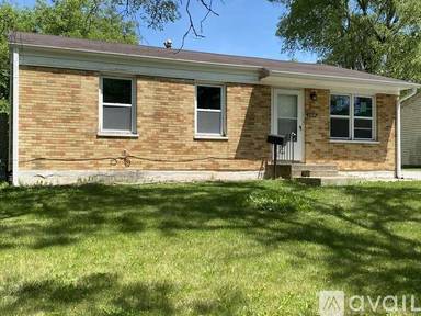 Main picture of 21637 Clyde Ave
