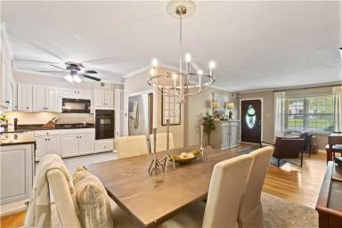 Main picture of 1306 Claire St