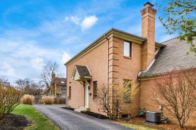 Main picture of 4851 Dierker Rd