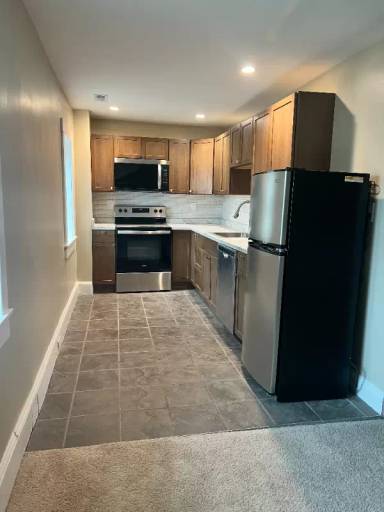 Main picture of 121 E Lancaster Ave