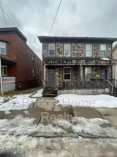 Main picture of 134 S Spring Ave