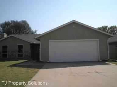 Main picture of 1324 Alviola Ave