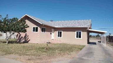 Main picture of 592 N Eucalyptus Ave