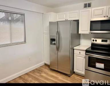 Main picture of 2687 Sabal Springs Cir