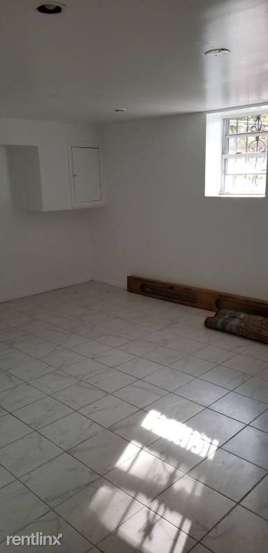 Main picture of 6445 110th St