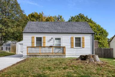 Main picture of 1347 S 51st Ave