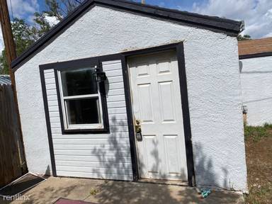 Main picture of 650 W Lubbock St