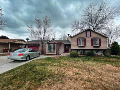 Main picture of 1123 W 40 S
