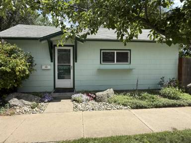 Main picture of 519 E Plum St