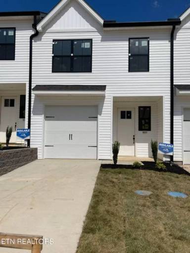 Main picture of 9162 Rolling Stone Way