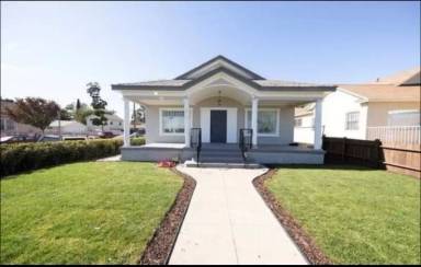 Main picture of 4279 Walton Ave