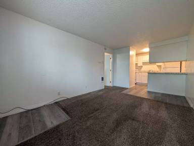 Main picture of 160 20th St