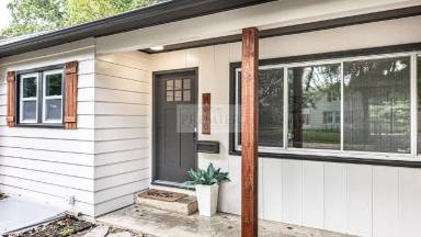Main picture of 8340 Riggs St