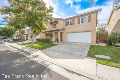 Main picture of 31511 Sandhill Ln