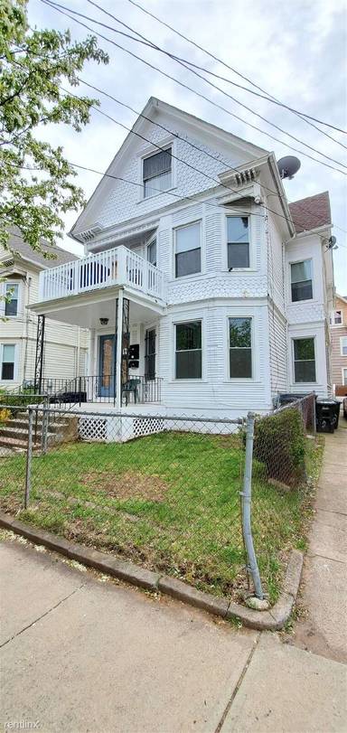 Main picture of 152 Gilbert Ave