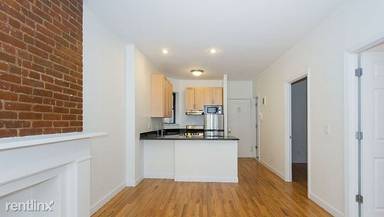 Main picture of 172 East 82nd St