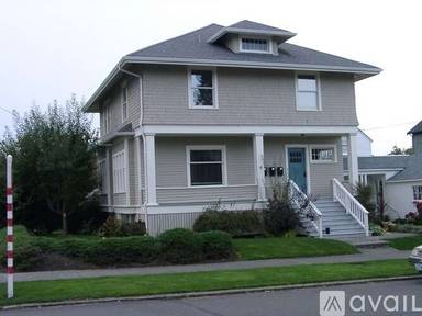 Main picture of 2203 Nob Hill Ave N