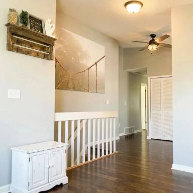 Main picture of 6435 Chantilly Pl