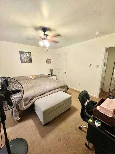 Main picture of 634 Valentine St
