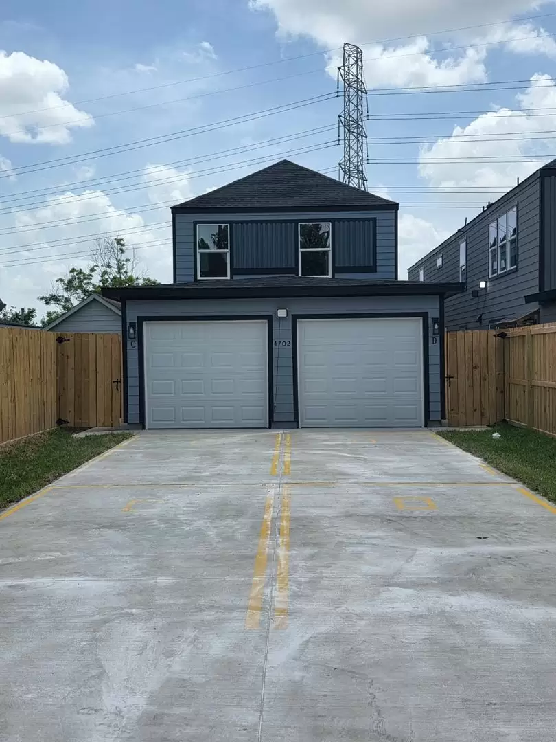 Main picture of 4702 Baton Rouge St