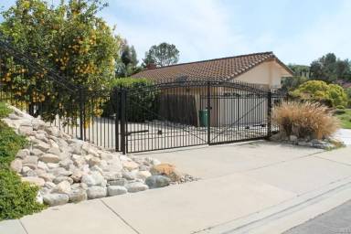 Main picture of 21950 Birds Eye Dr