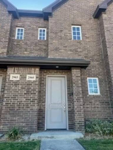 Main picture of 2905 Dornoch Ln