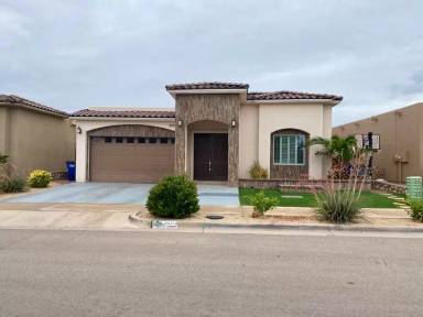 Main picture of 3203 Red Orchard Dr
