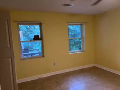 Main picture of 202 Wintergreen Ln