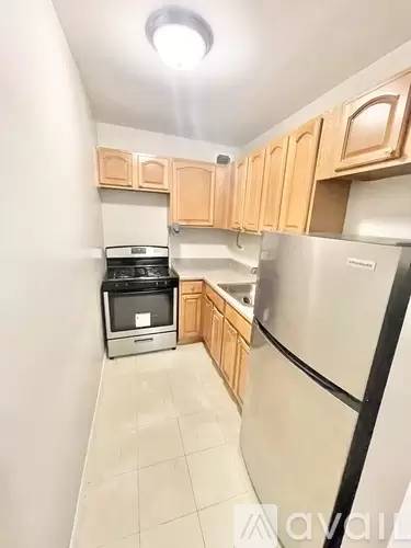 Main picture of 2211 Ditmas Ave