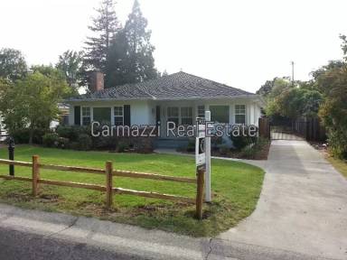 Main picture of 4600 Crestwood Way