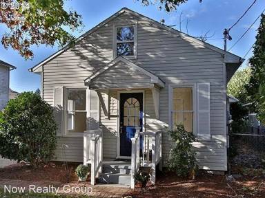 Main picture of 5607 NE 48th Ave