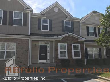 Main picture of Keystone Park Dr Townhouses