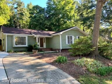 Main picture of 1124 Old English Ct