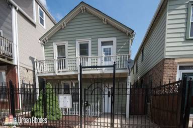 Main picture of 1706 W Augusta Blvd