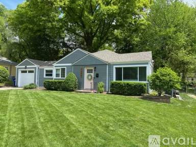 Main picture of 7005 Dearborn St