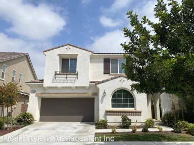 Main picture of 8820 Kings Canyon St