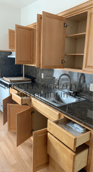 Main picture of 1368 Bay Ridge Ave