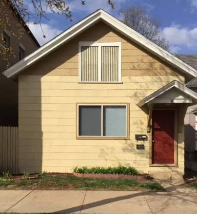 Main picture of 702 E 4th St