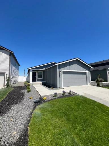 Main picture of 4550 W Connaught Ave
